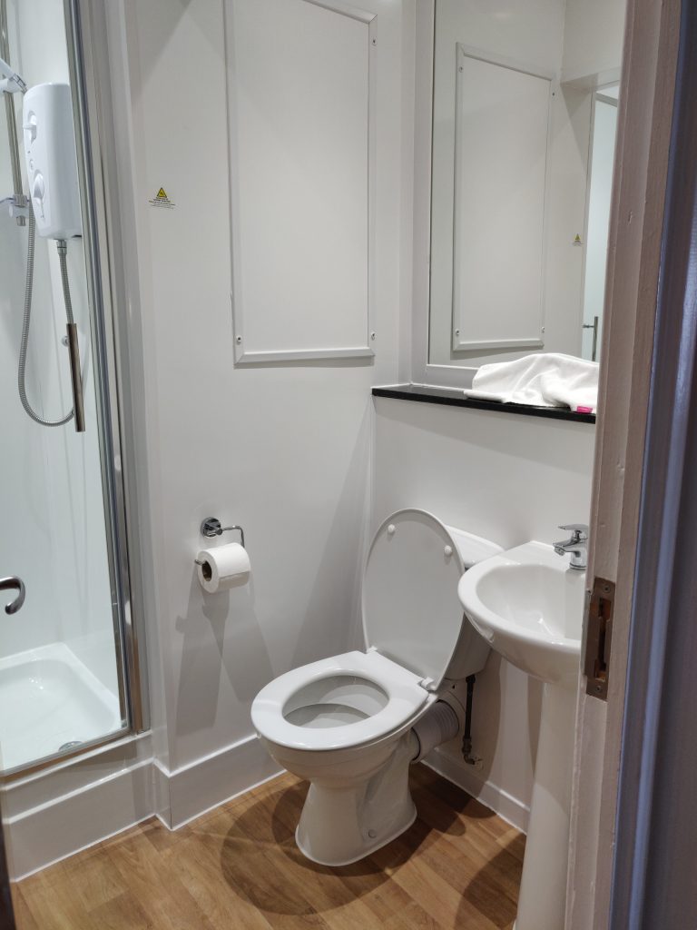 New style silver apartment - bathroom