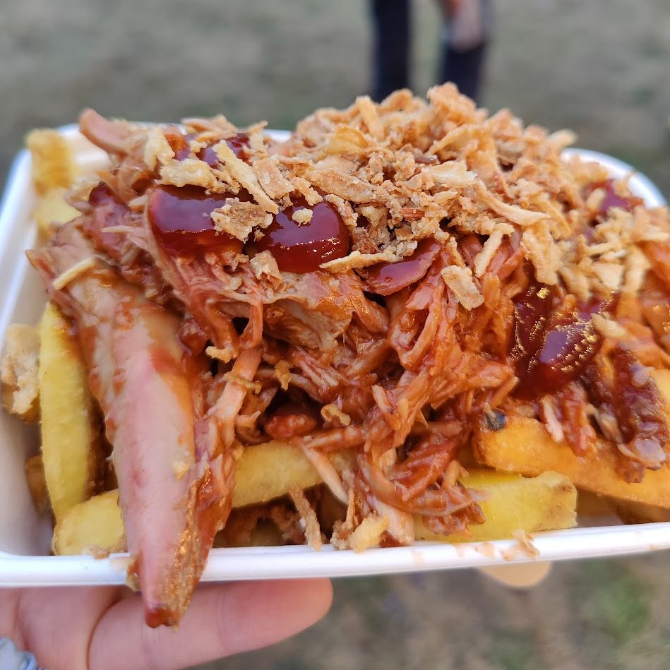 Pulled pork on chips